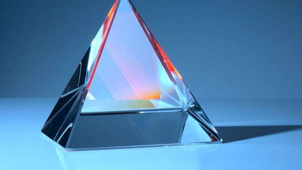 Стеклянная Призма