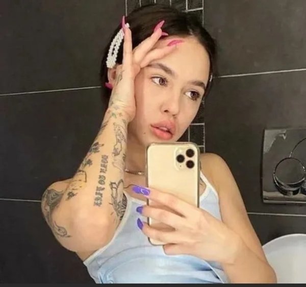 Даша Зотеева тату