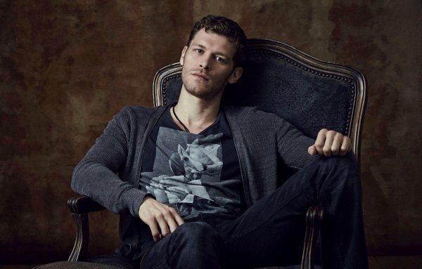 Джозеф Морган