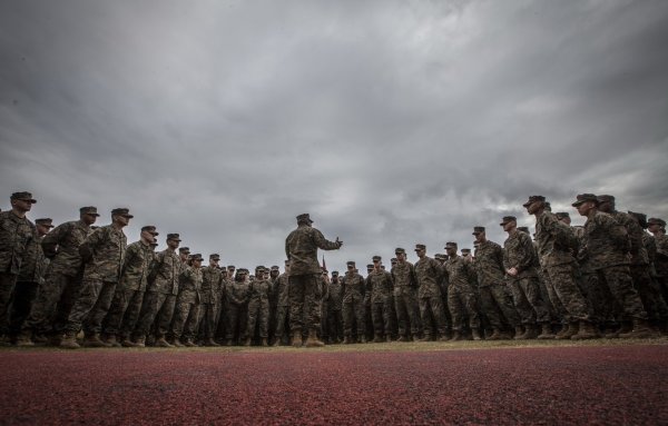 Солдаты в строю