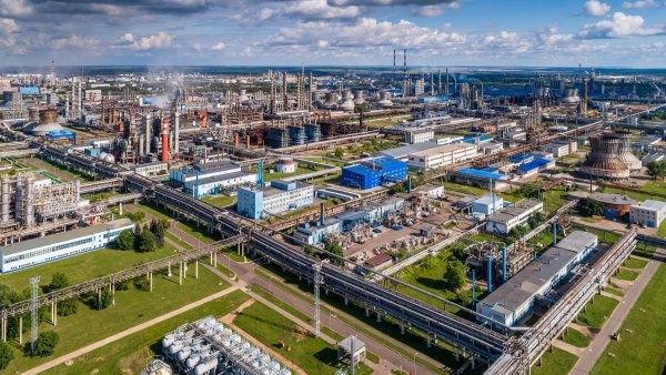 Нижнекамск Нефтехимик завод