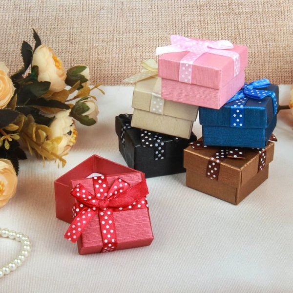 Коробочка для подарка