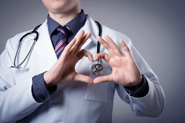 Терапевт мужчина