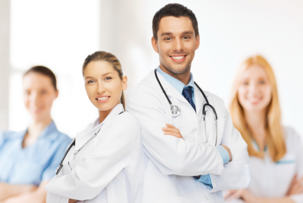 Группа медиков