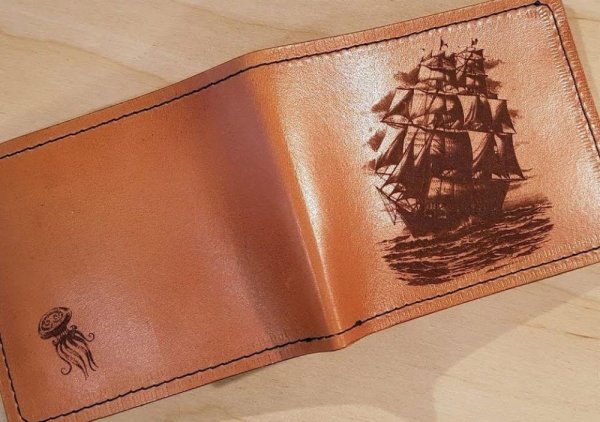 Кожаные изделия с лазерной гравировкой