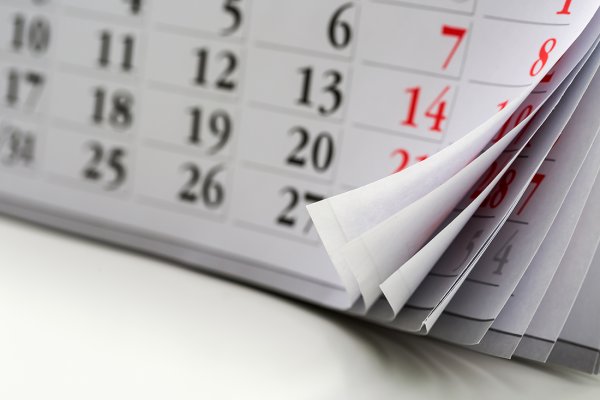 Черно белый календарь с фото