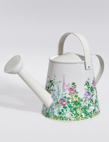 Лейка для цветов красивая