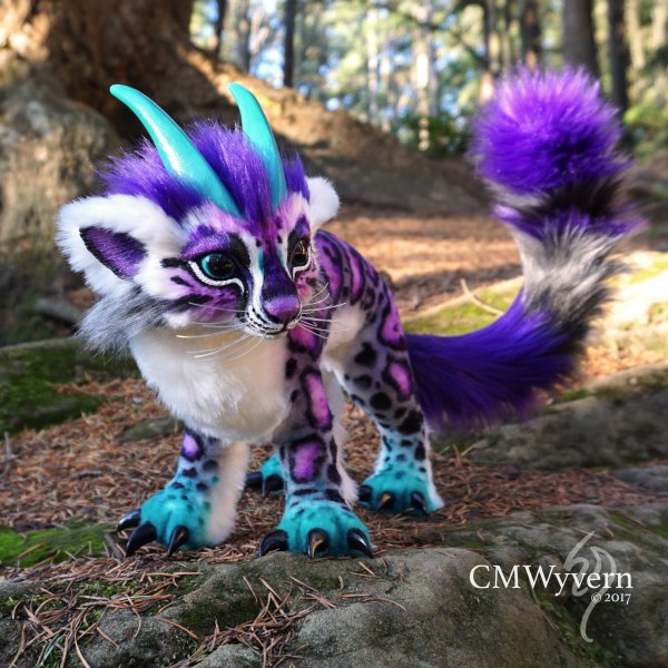Игрушки от компании CMWYVERN