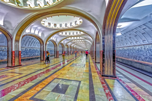 Московский метрополитен станция Маяковская