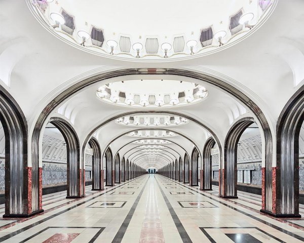 Маяковская станция метро Москва