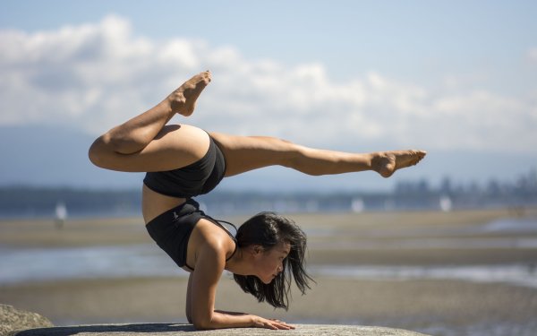 Гимнастические позы