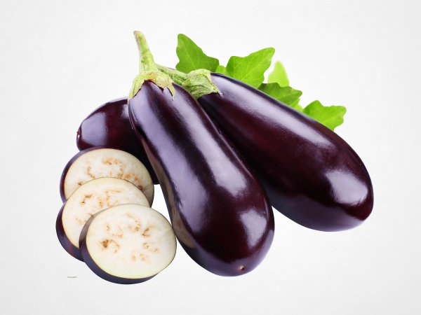 Красивый баклажан