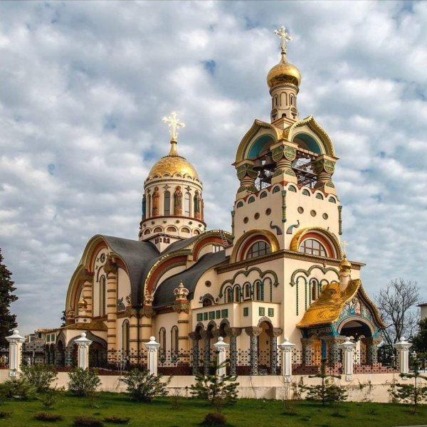 Храм Святого равноапостольного Великого князя Владимира