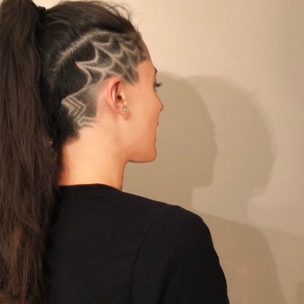 Узоры на выбритом Виске