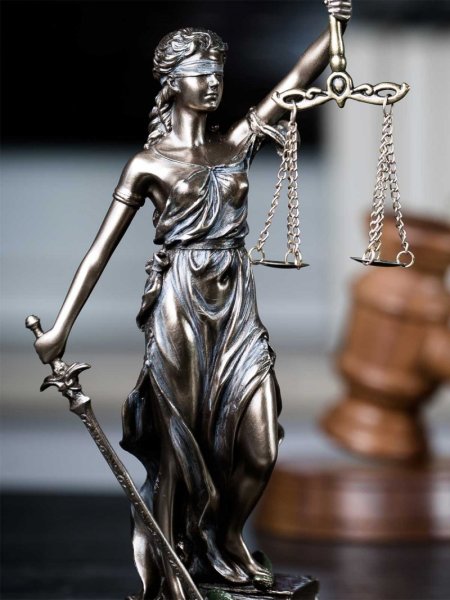 Богиня правосудия Фемида