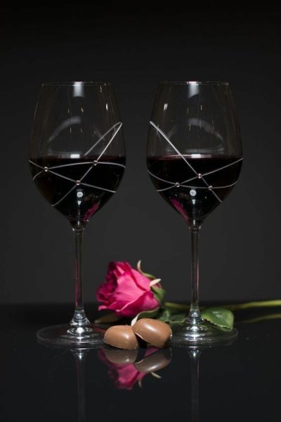 Романтические бокалы