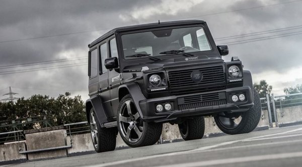 Машина Мерседес Гелик