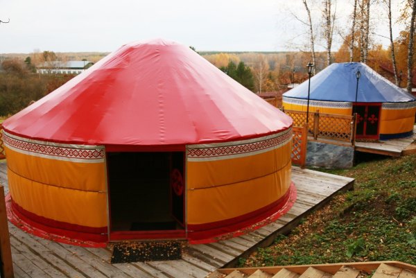 Красная юрта