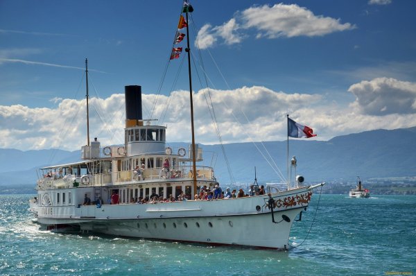 Пароход Чатыр Даг