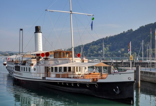 Пароход Чатыр Даг