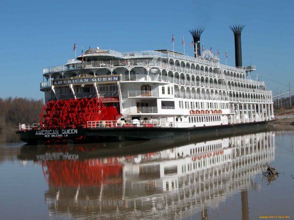 Красивый пароход