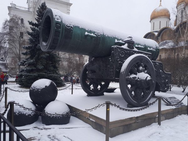 Царь-пушка Московский Кремль