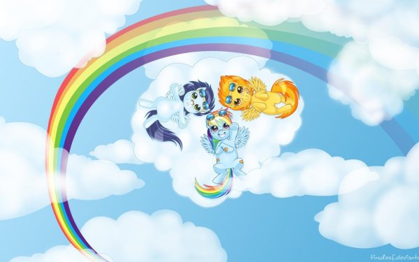 Голубое небо с радугой