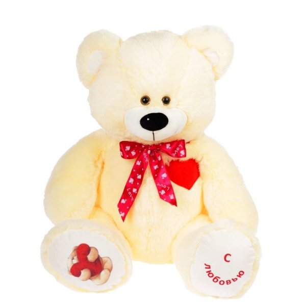 Девушка с мягкой игрушкой