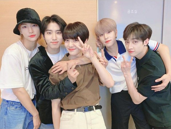 Группа Stray Kids 2020 Хёнджин
