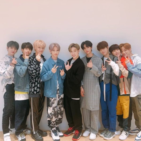 Группа Stray Kids рост