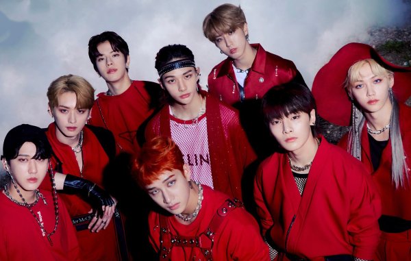 Stray Kids 2021 thunderous