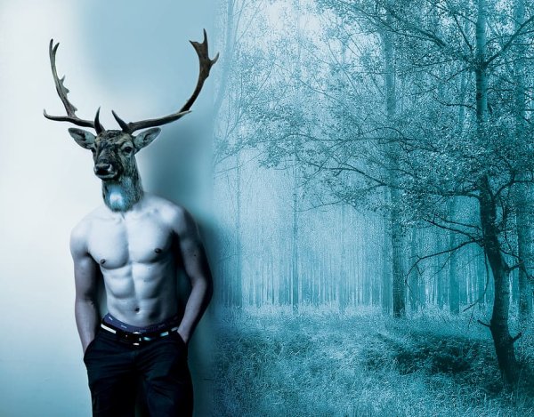 Мужчина с рогами