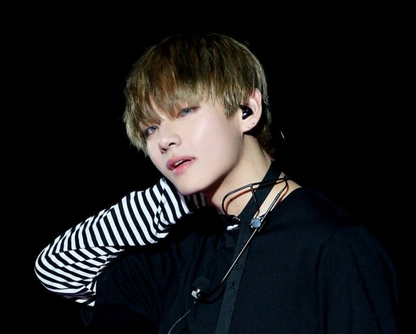 BTS Ким Тэхен