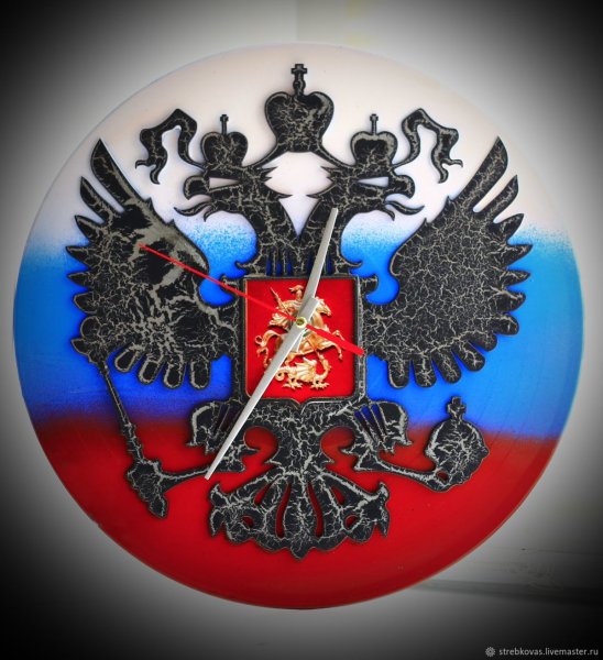 Герб РФ на черном фоне