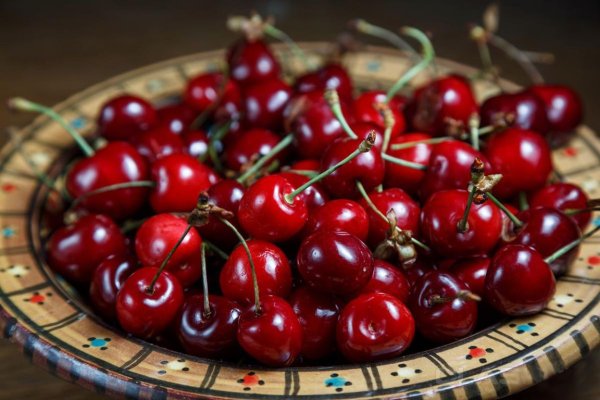 Вишня калдышня