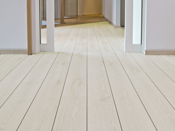 Ламинат Alloc 08531 дуб светлый палуба