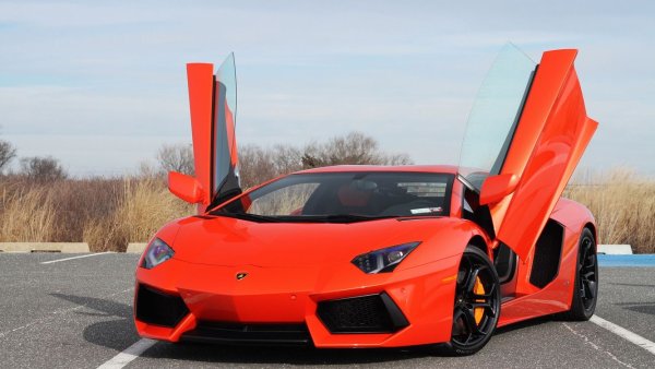 Lamborghini Aventador lp700-4