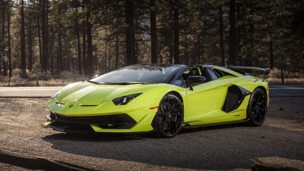 Lamborghini авентадор 2020