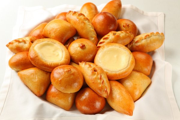 Пирожки на тарелке
