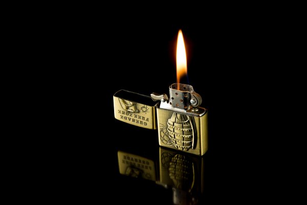 Ретро зажигалка