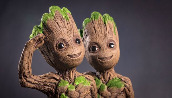 Groot Marvel Постер