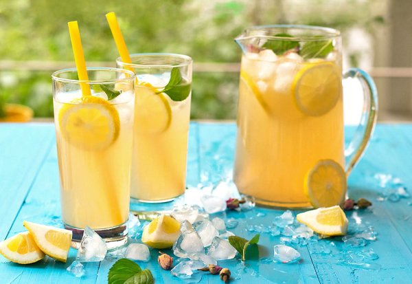 Банановый лимонад