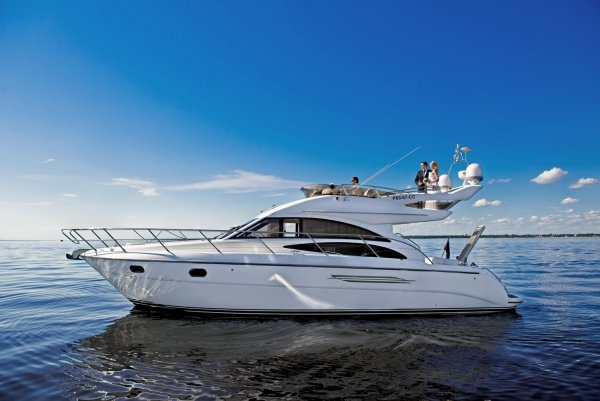Моторная яхта Princess 42