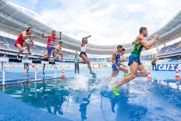 Разные спортсмены