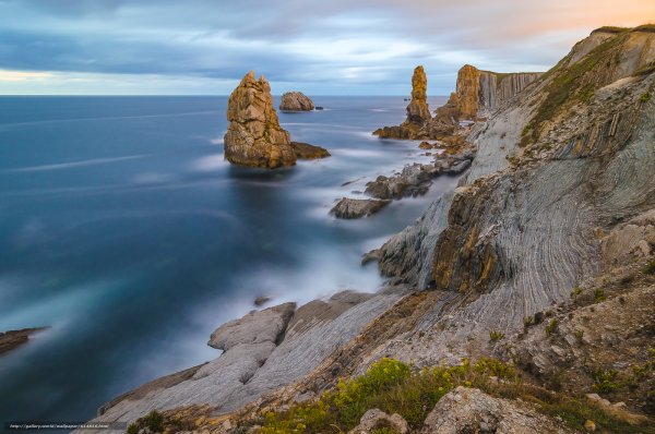 Испания море скалы