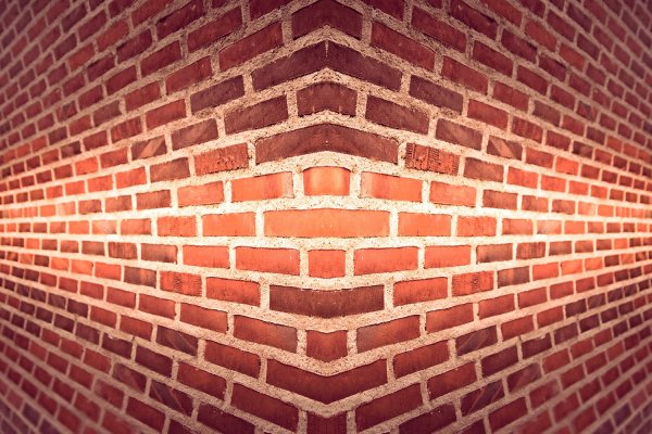 Кирпичная стена