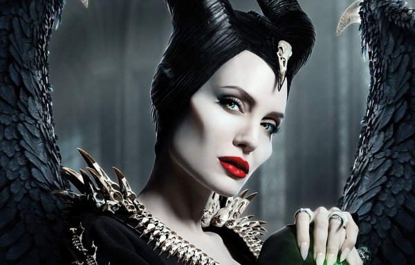 Малефисента: Владычица тьмы (2019)