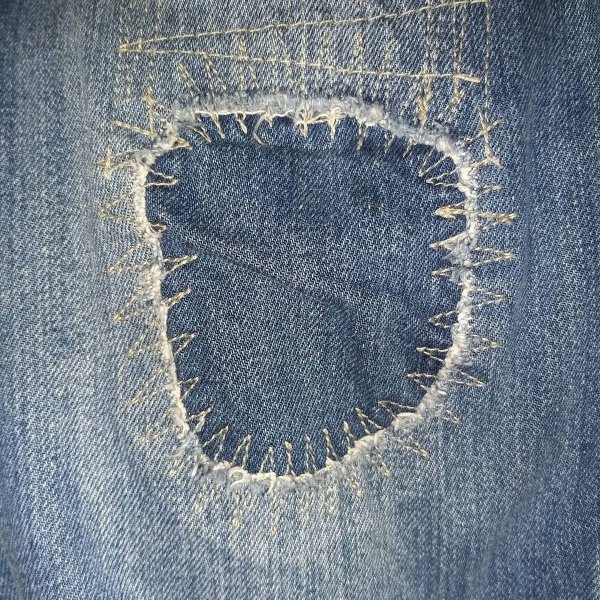 Внутренняя заплатка на джинсы
