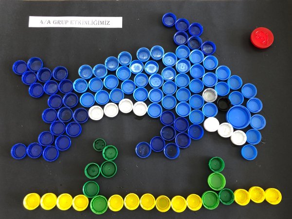 Фигурки из крышечек