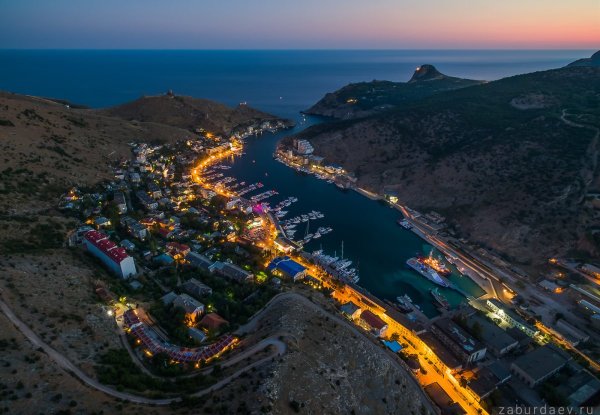 Озеро сердце Балаклава